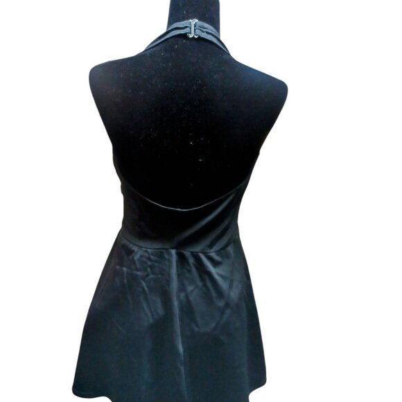 2X Torrid's 18 20 One Piece Skirted Blk Swimsuit - Picture 7 of 7